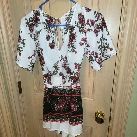 miami Pants - LN MIAMI SZ M Francesca Misses Romper shorts outfit